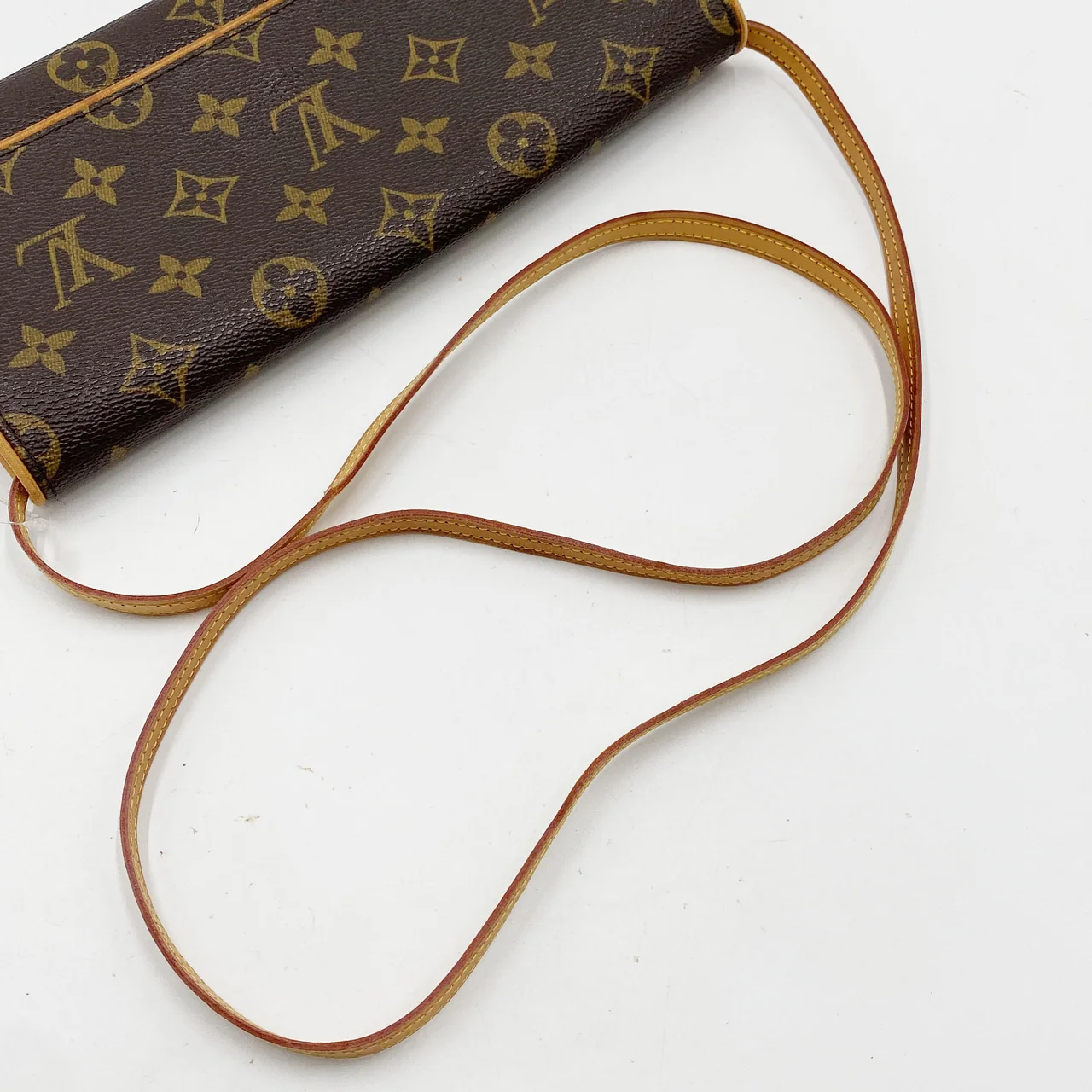 LV MONOGRAM POCHETTE TWIN GM view 9