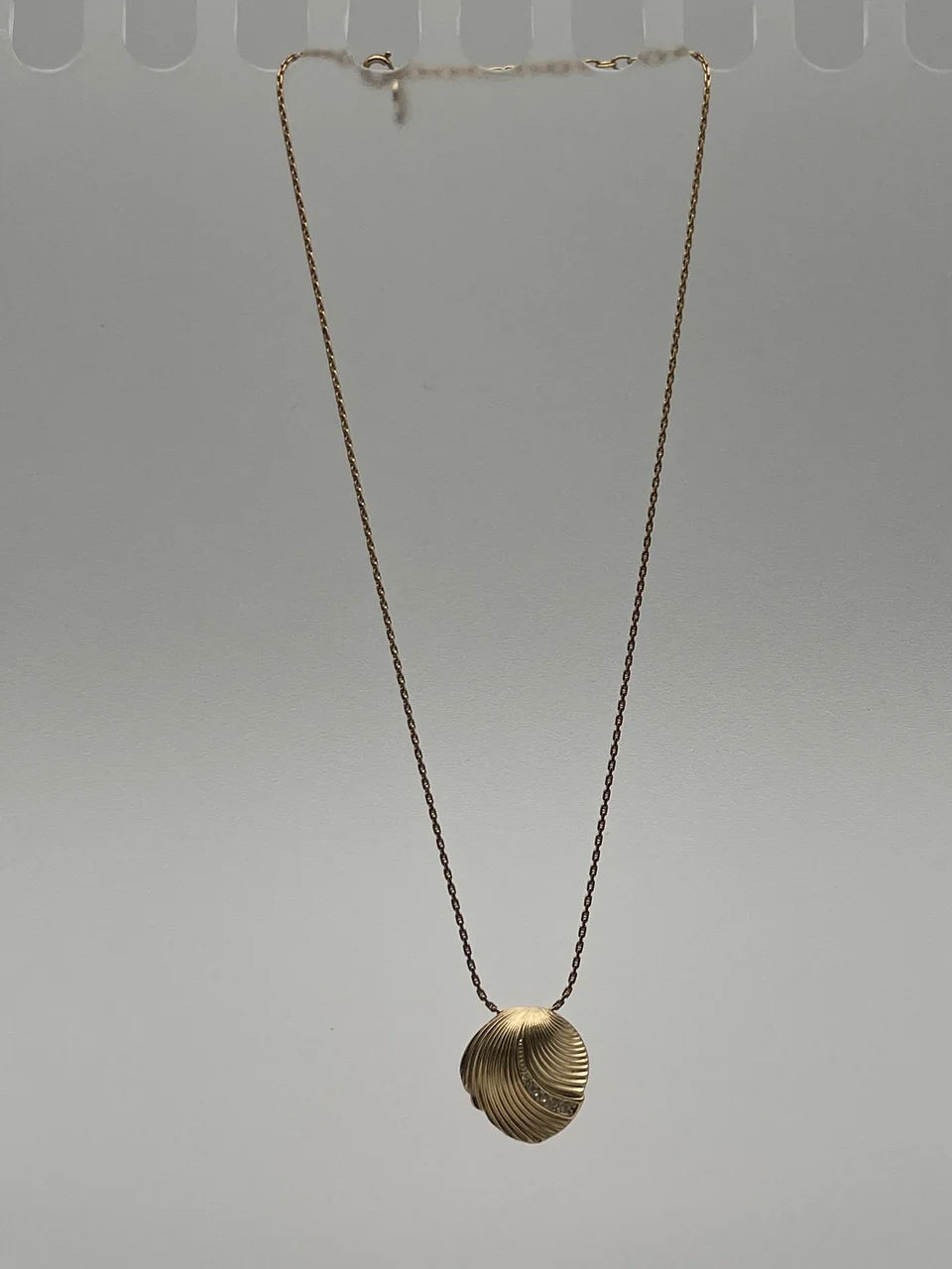 DIOR NECKLACE view 4