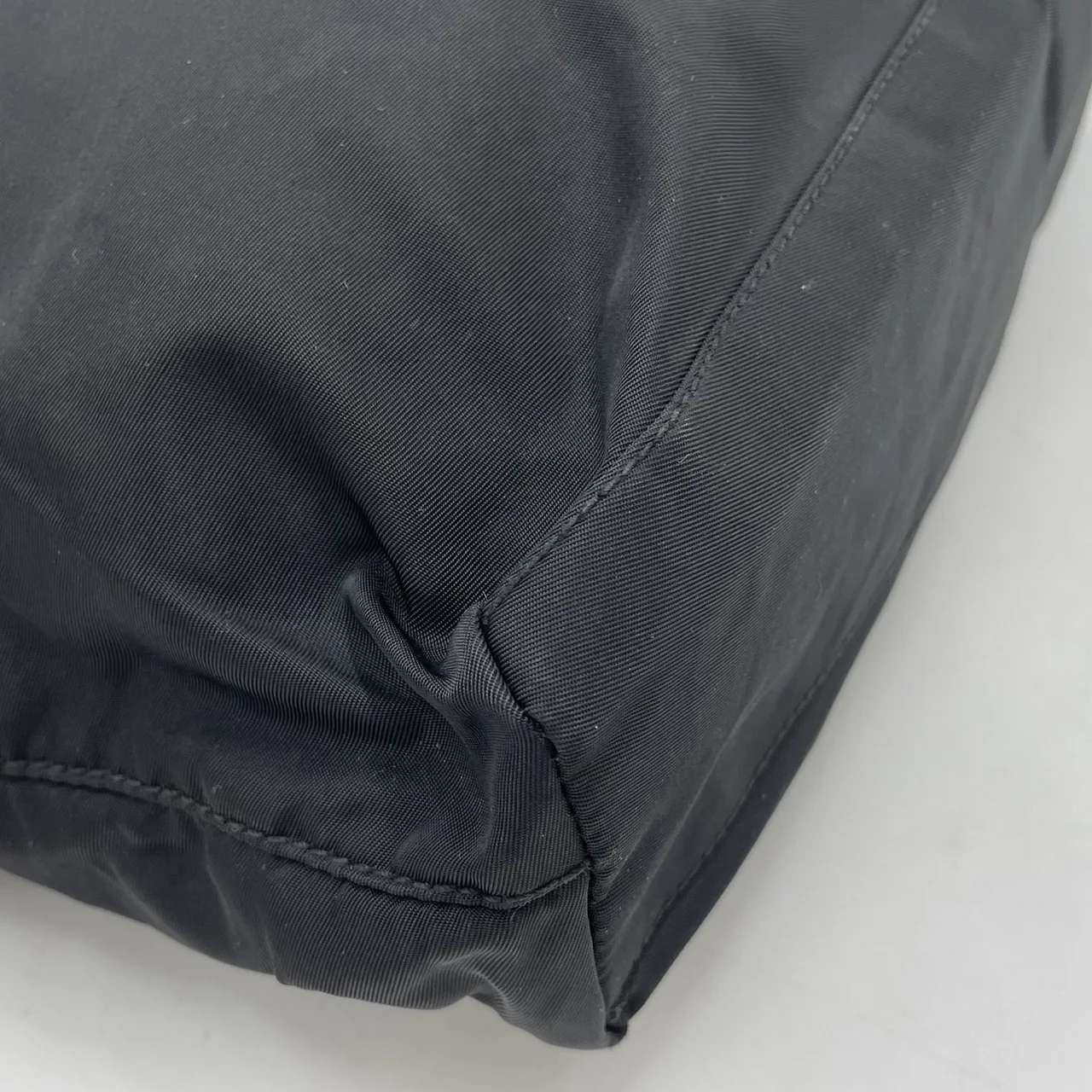 PRADA NYLON TOTE BAG (BLACK) view 6