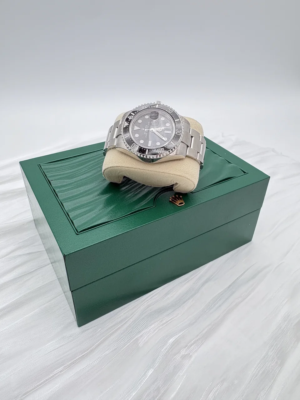 SS/AT ROLEX SEA-DWELLER (2023/03/17, 126600, 71XC4651) view 7