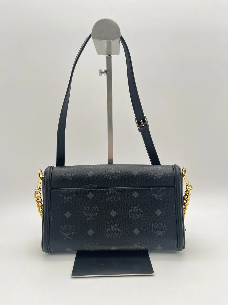 MCM VICETOS SHOULDER BAG (BLACK) hover