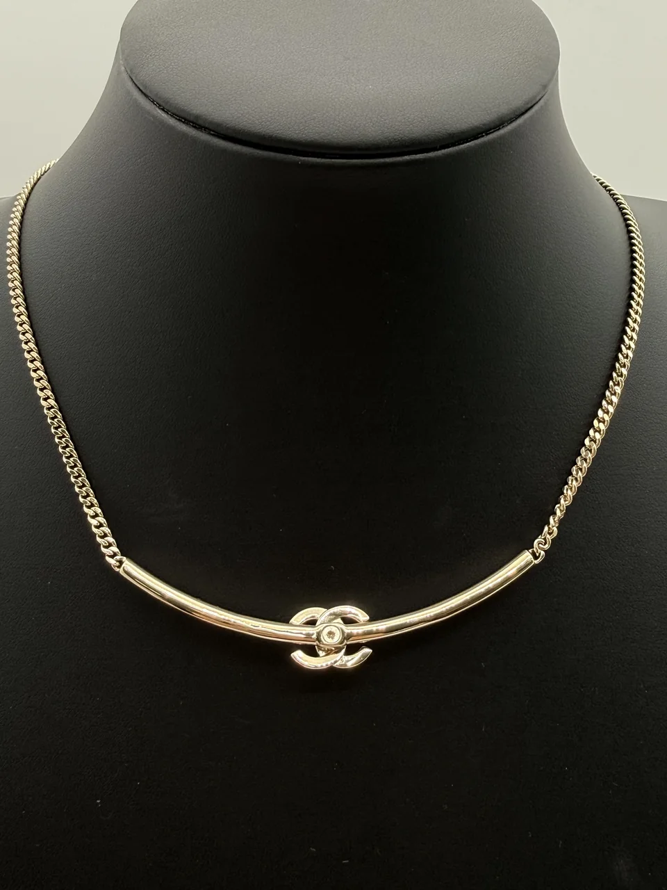 CHANEL COCO MARK NECKLACE view 5