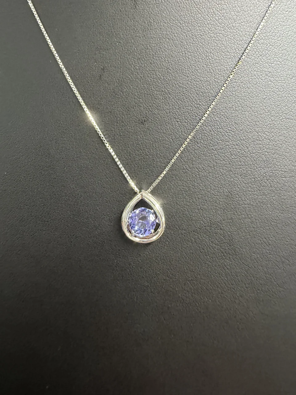 PT900/PT850 TANZANITE NECKLACE TZ0.95CT hover
