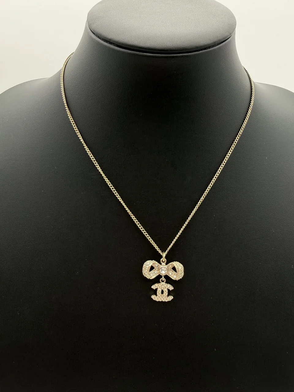CHANEL RIBBON NECKLACE hover