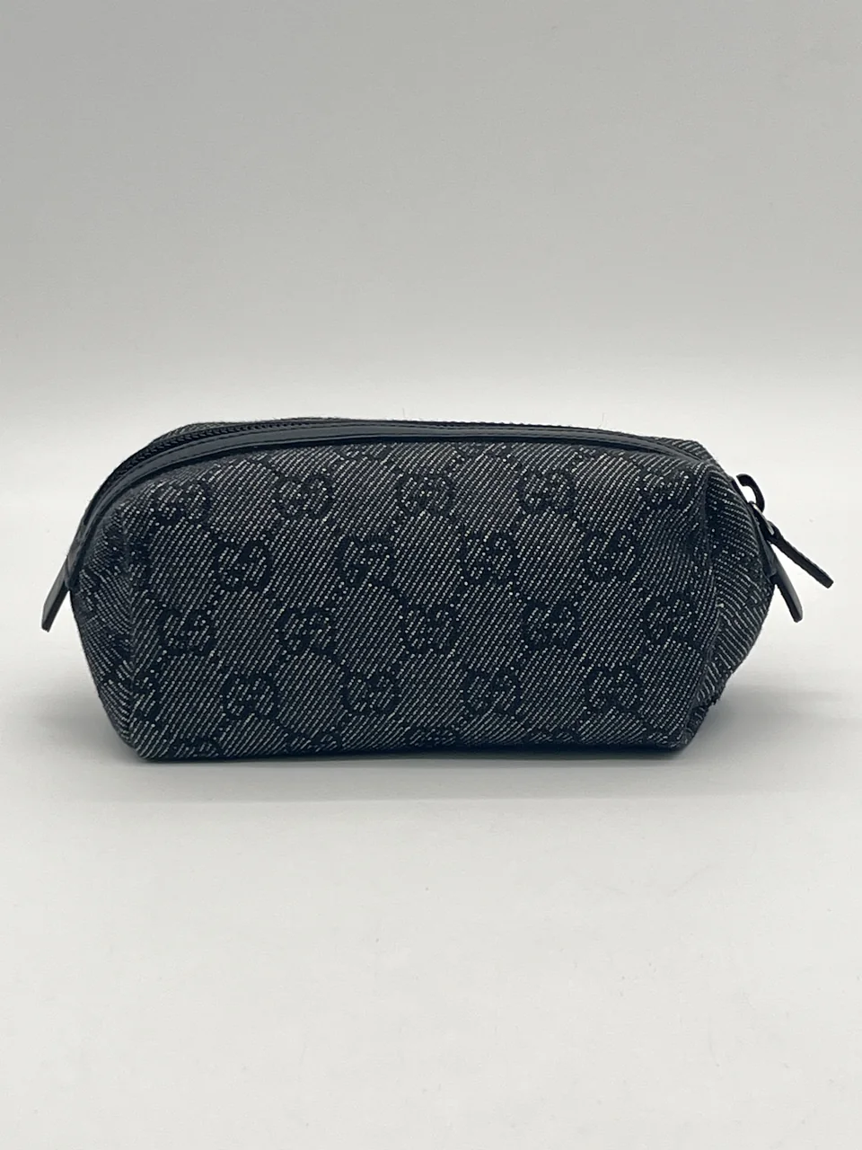 GUCCI GG CANVAS POUCH