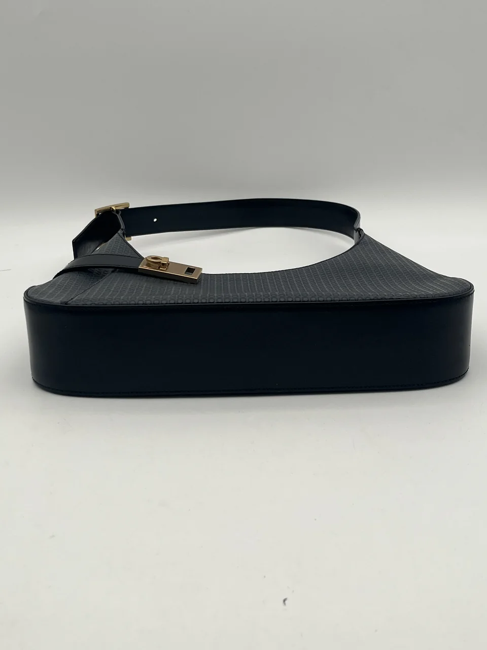 SALVATORE FERRAGAMO SHOULDER BAG view 4