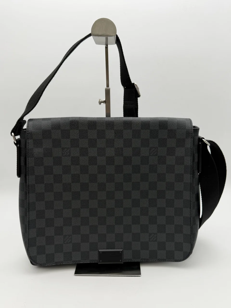 LV DAMIER GRAPHITE DISTRICT PM