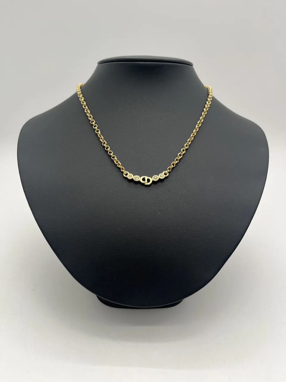 DIOR NECKLACE