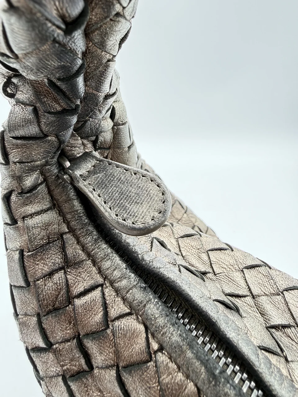 BOTTEGA VENETA INTRECCIATO HOBO (GOLD) view 10