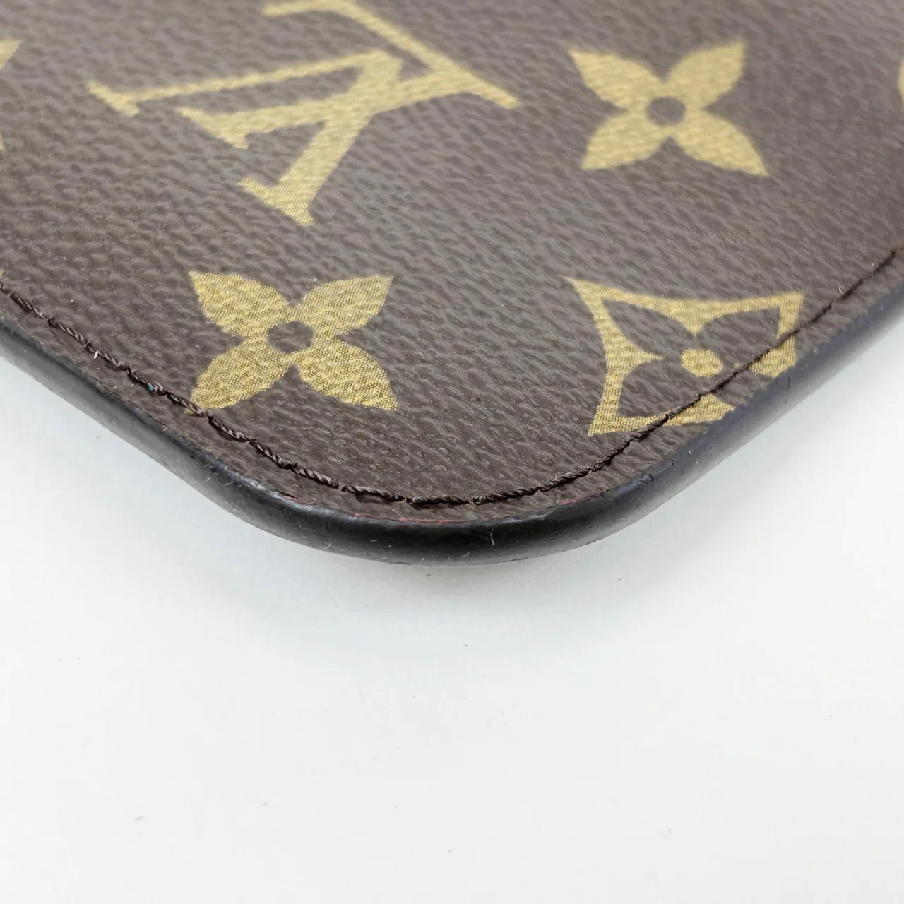 LV MONOGRAM NEVERFULL POUCH view 4