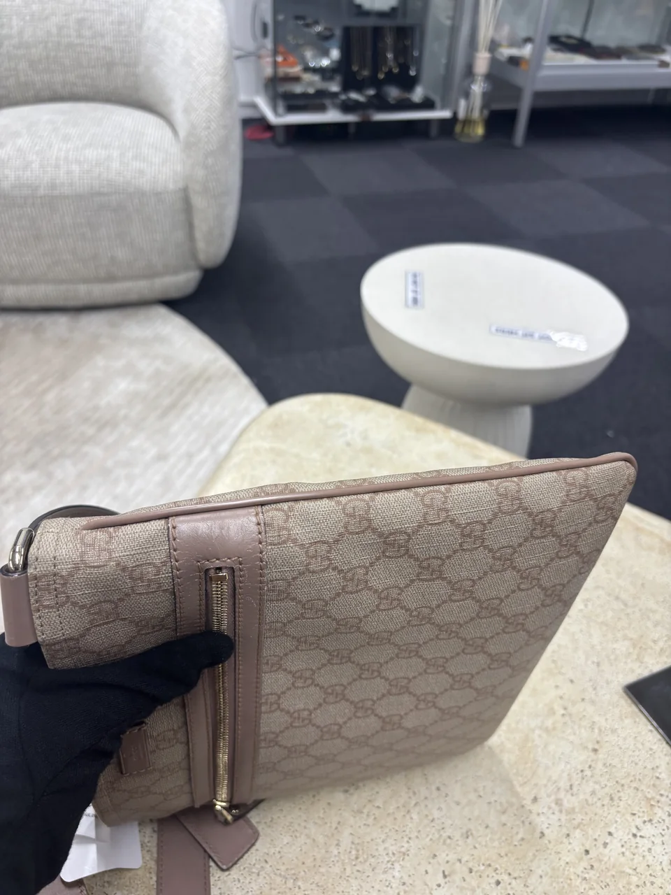 AY-30 281-9 GUCCI SHOULDER BAG view 4