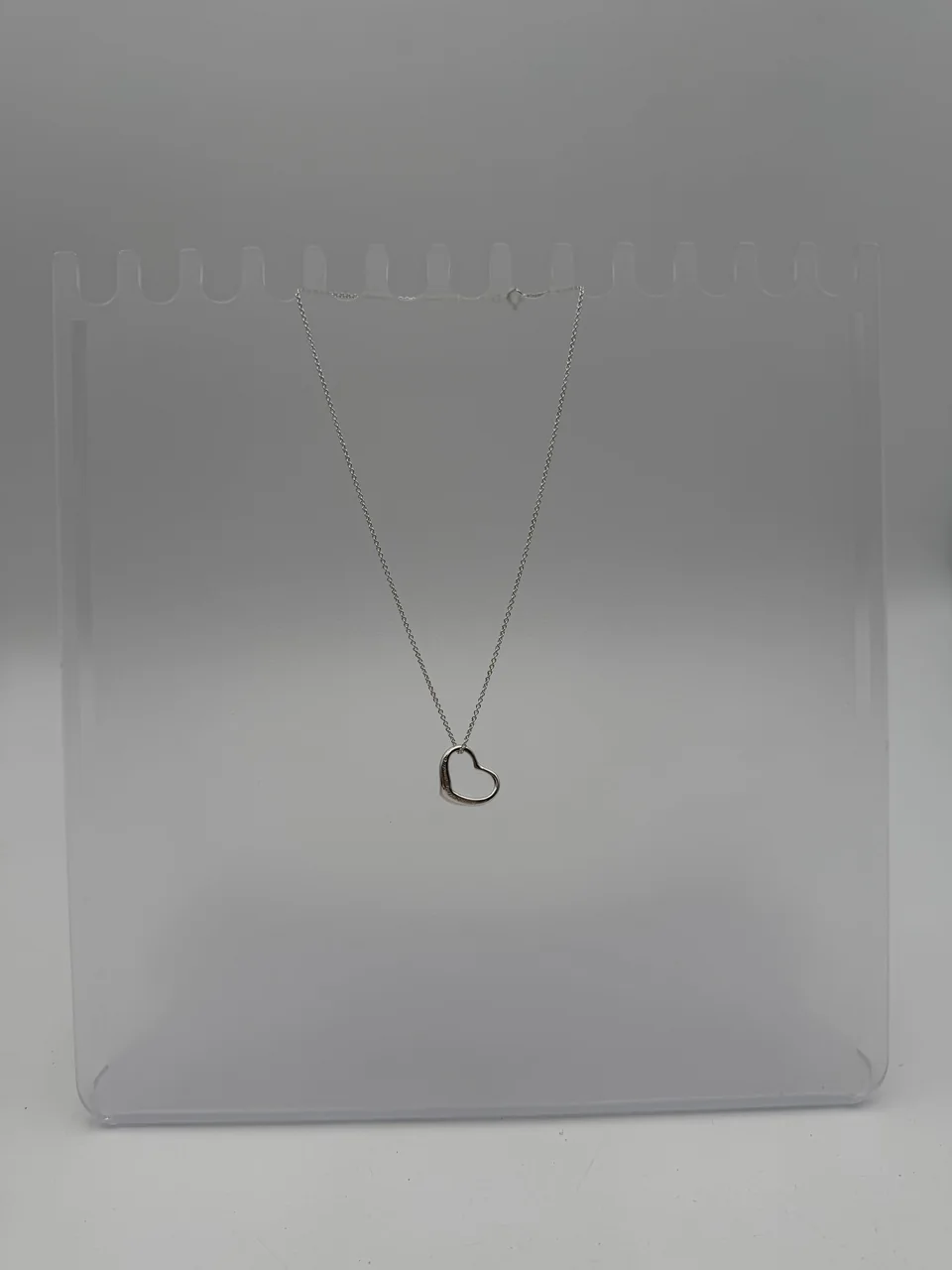 TIFFANY&CO. OPEN HEART NECKLACE view 3