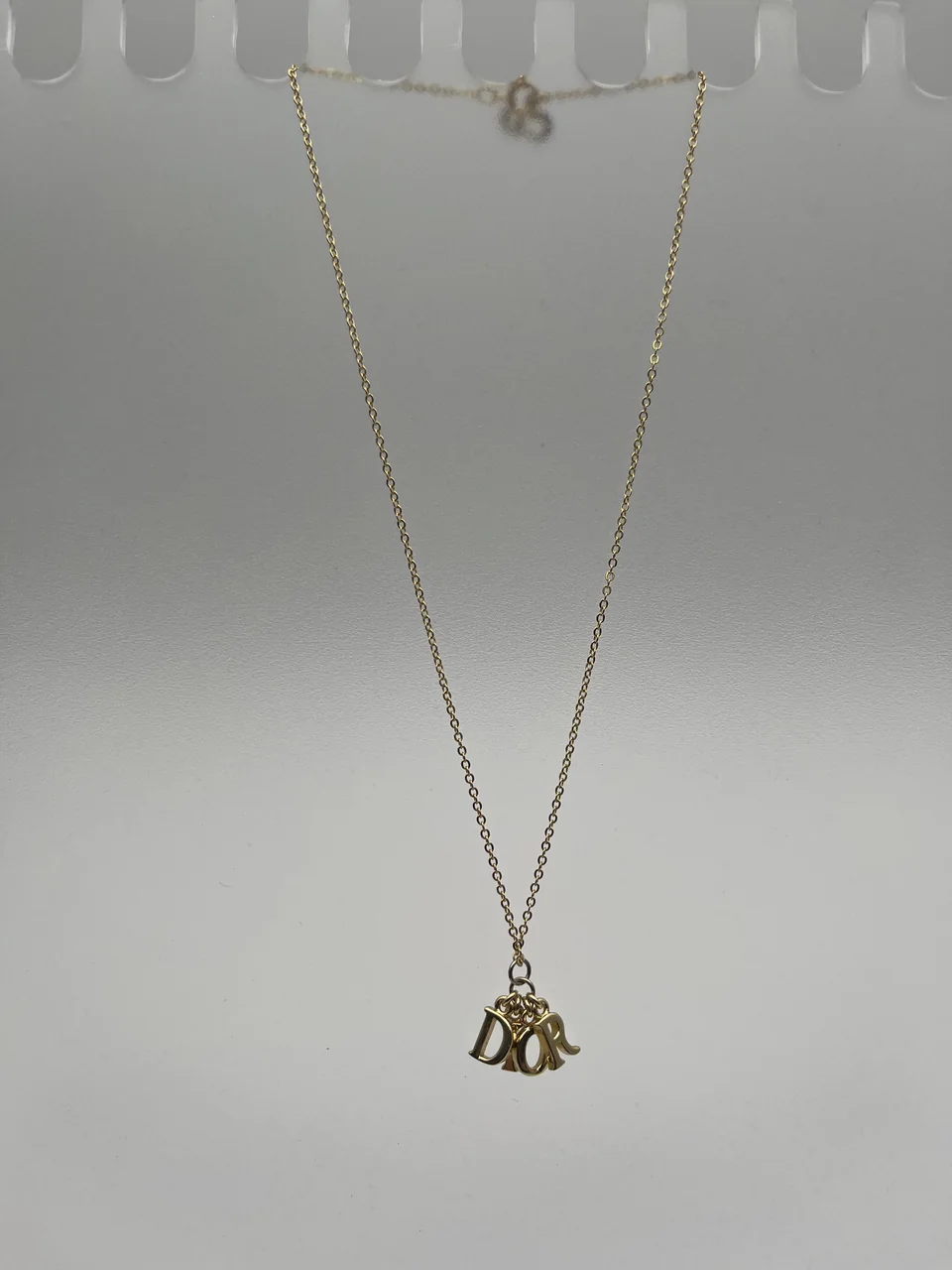 DIOR NECKLACE hover