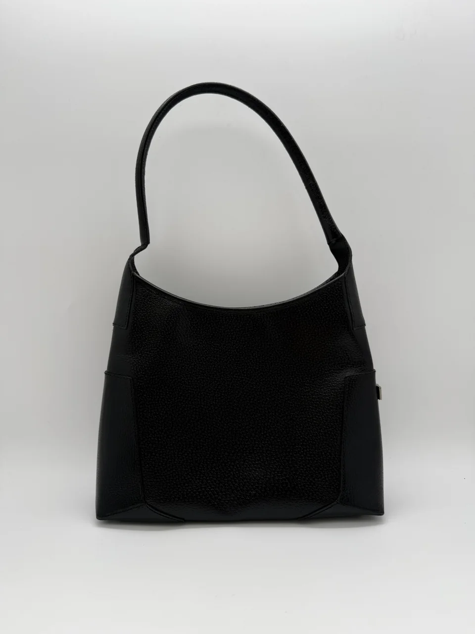 SALVATORE FERRAGAMO SHOULDER BAG (BLACK)