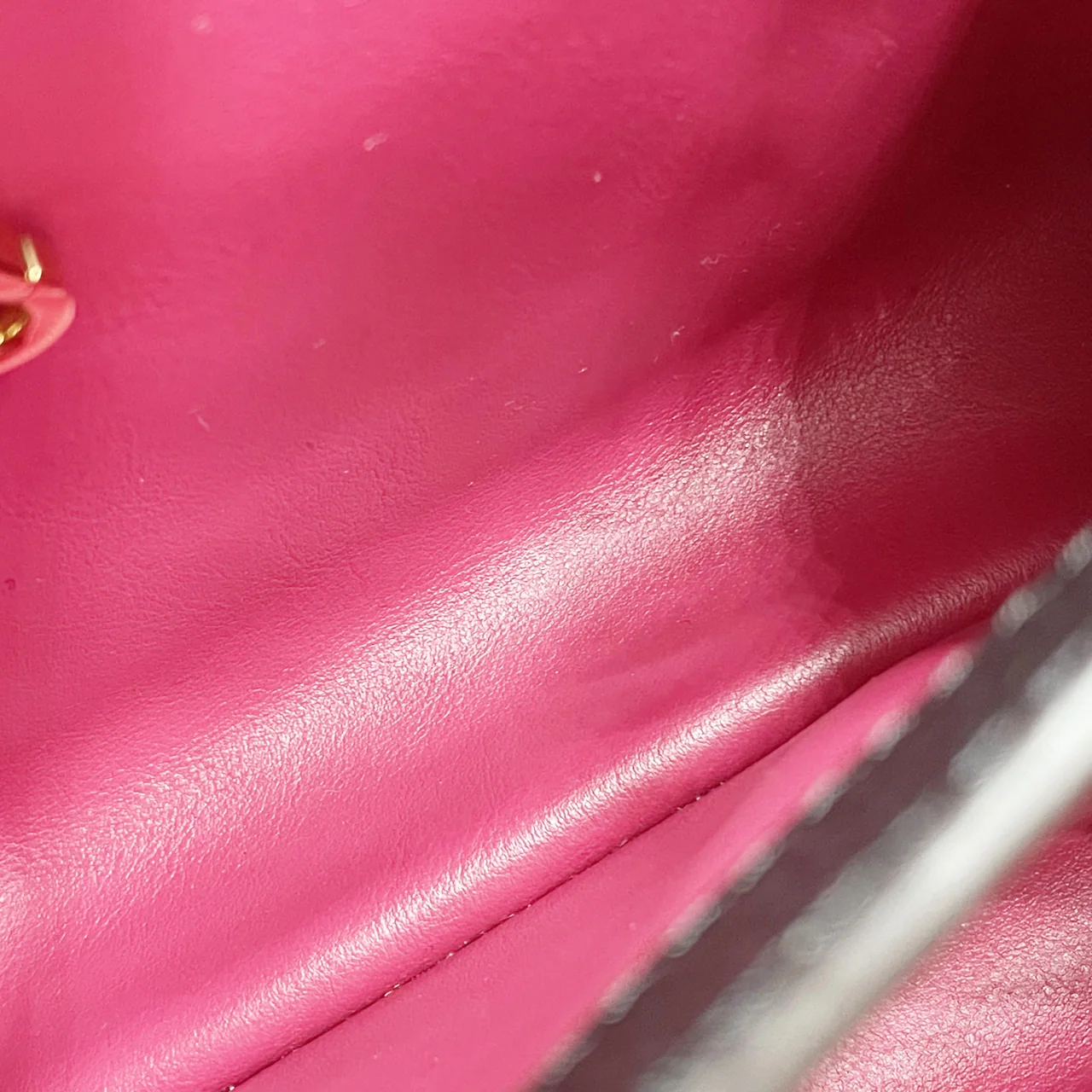 LV TAURILLON CAPUCINE BB (NOIR) view 11