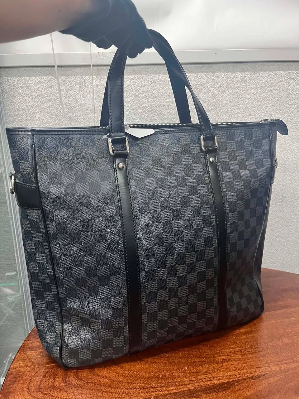 LV GRAPHITE N51192 view 10