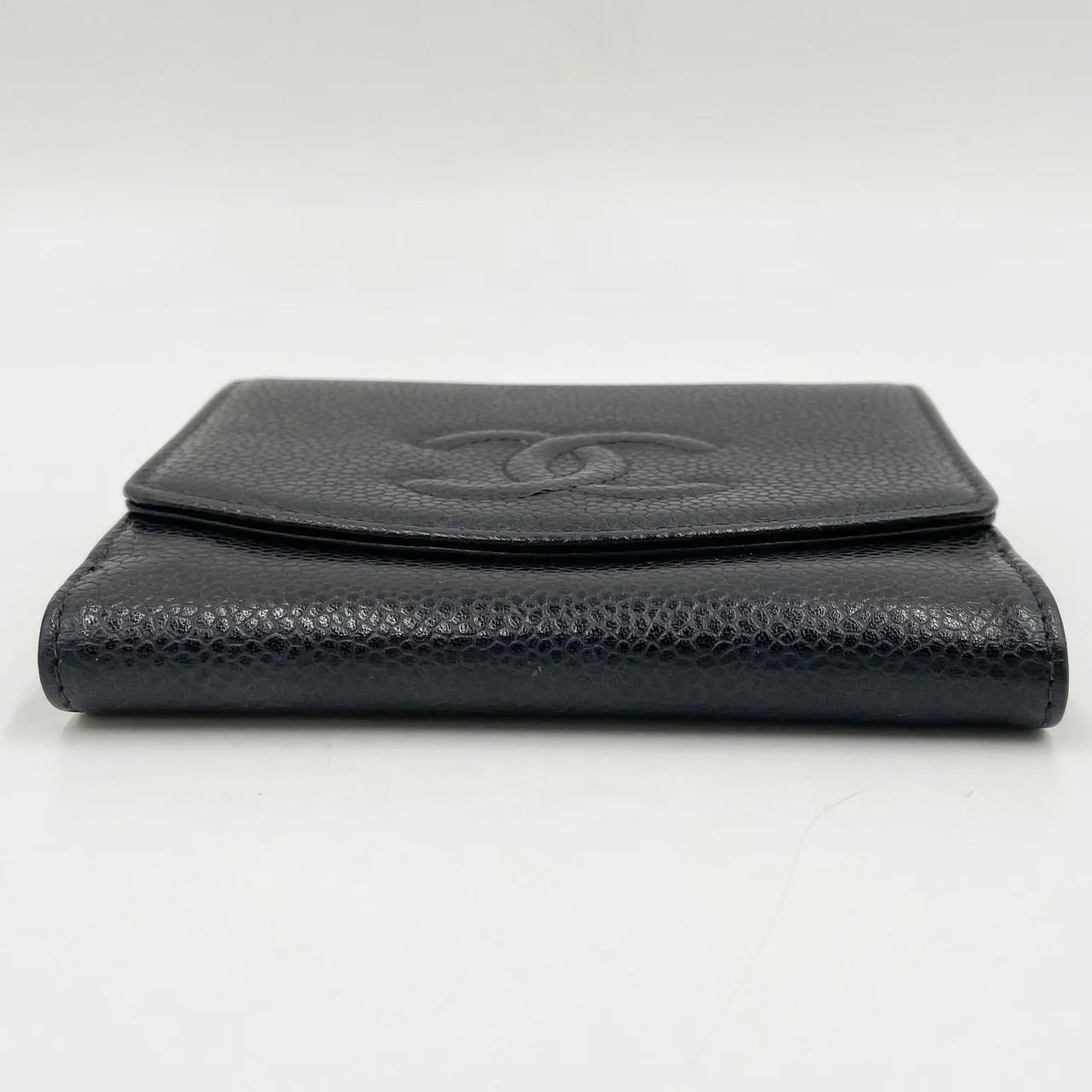CHANEL CAVIAR BIFOLD WALLET (5 SERIAL CODE) view 3