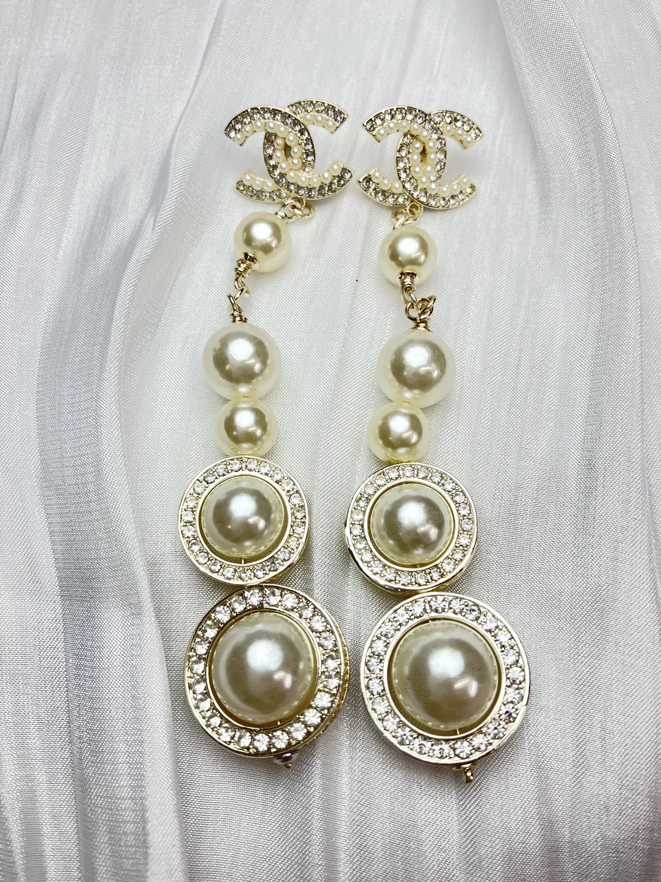 CHANEL EARRINGS view 5