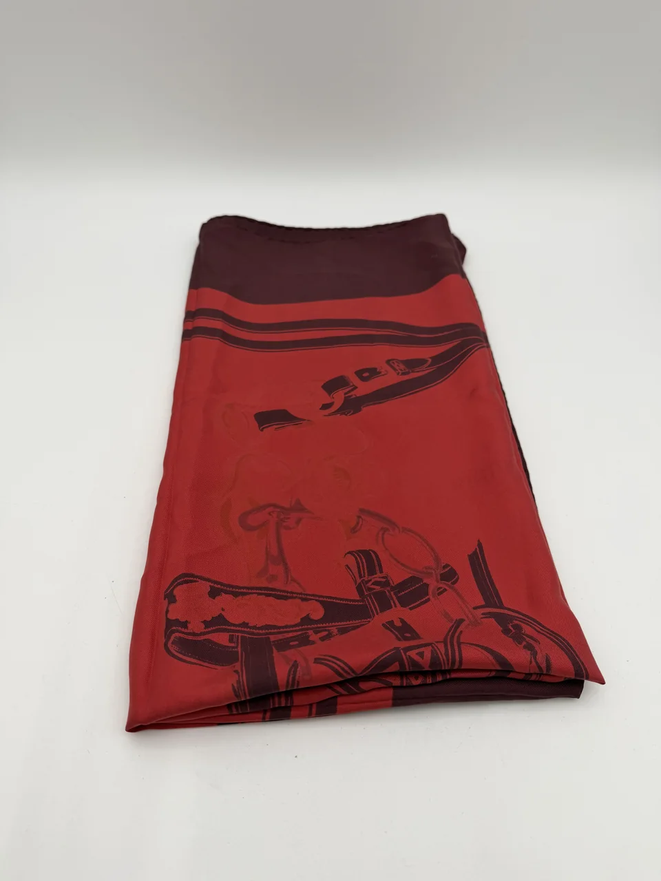 AY-8 200-10 HERMES SCARF