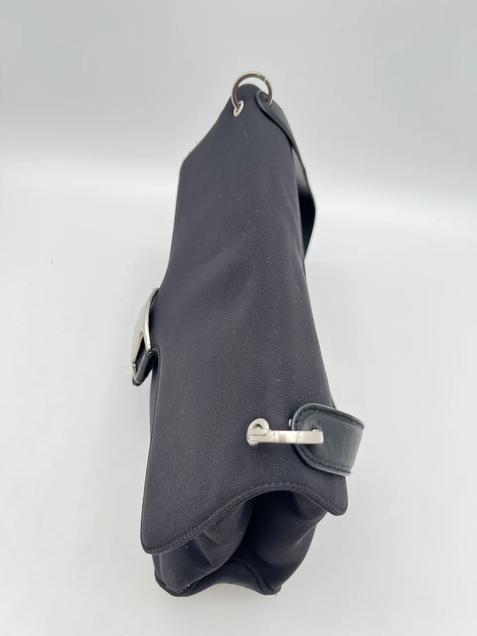 SALVATORE FERRAGAMO FLAP SHOULDER BAG (BLACK) view 8