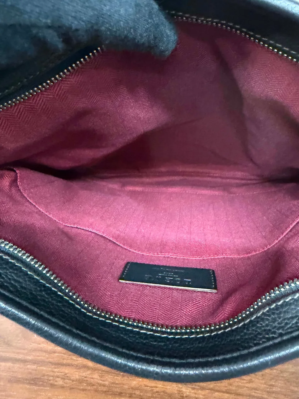 LOEWE ANAGRAM MESSENGER BAG (BLACK) view 3