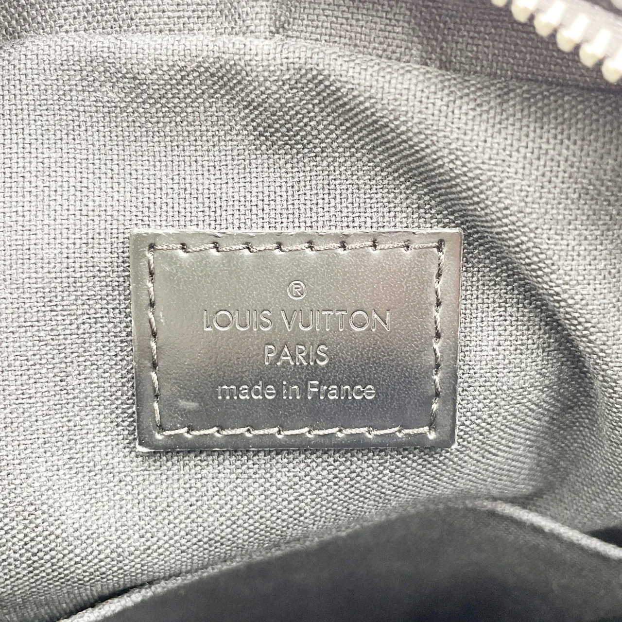 LV GRAPHITE REM view 10
