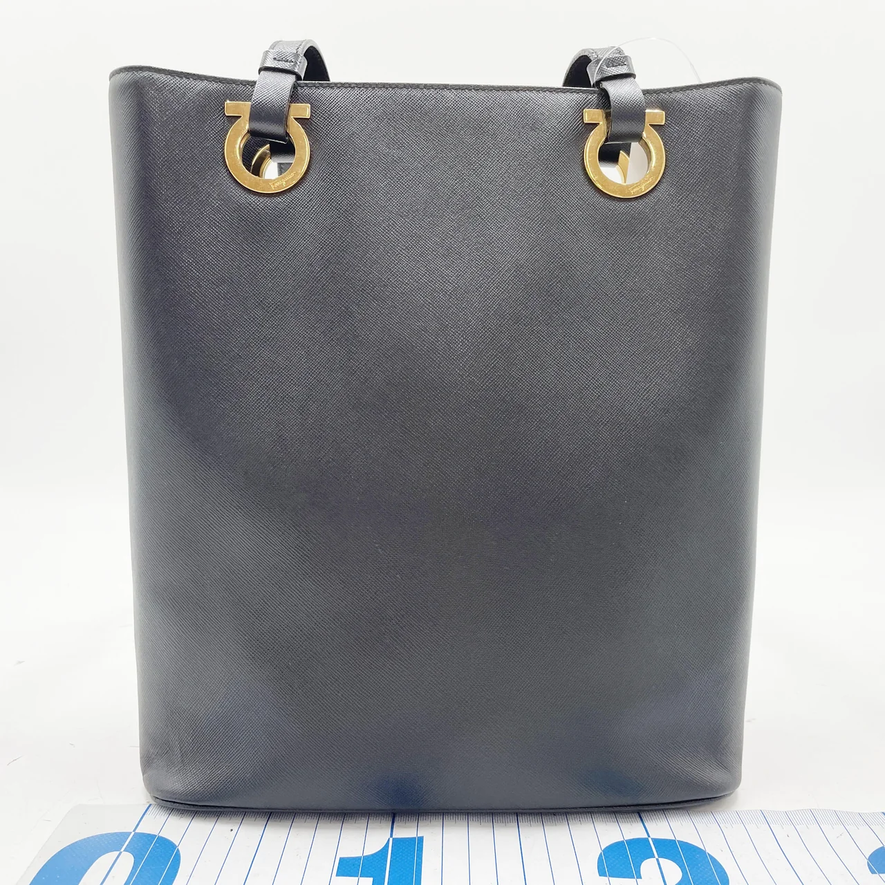 SALVATORE FERRAGAMO GANCINI TOTE BAG (BLACK)