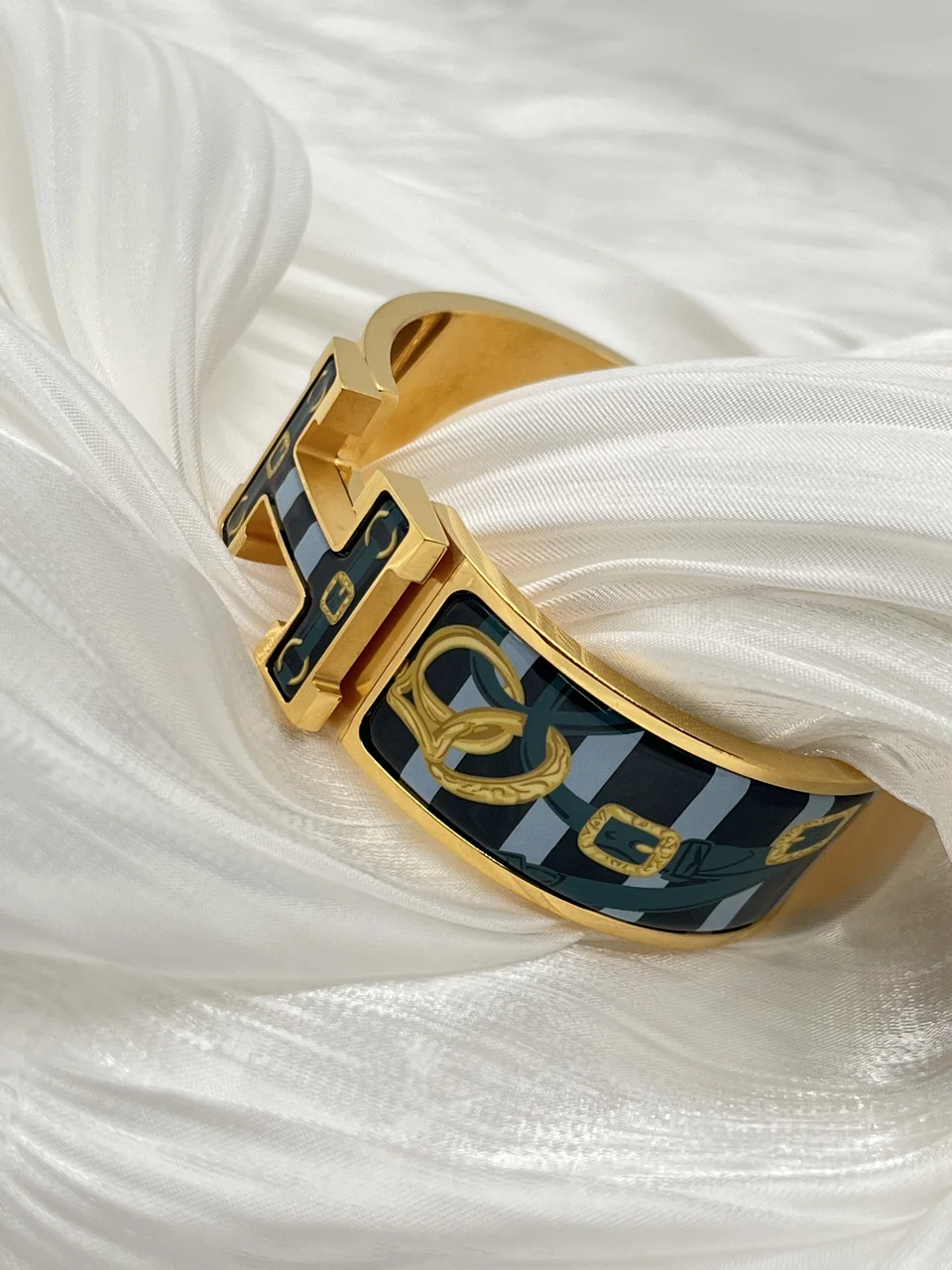 HERMES BRACELET view 3