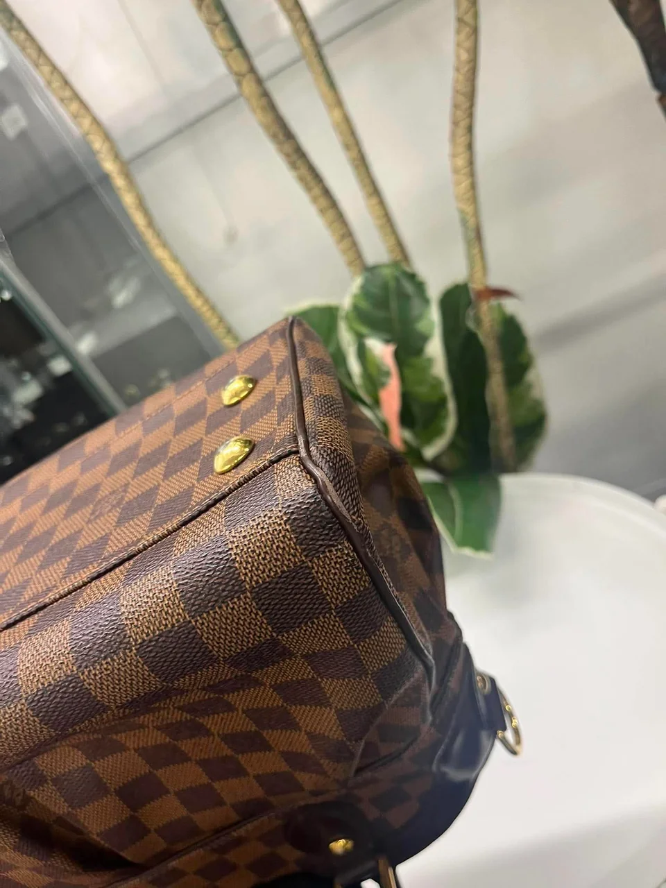 LV DAMIER TREVI PM view 9