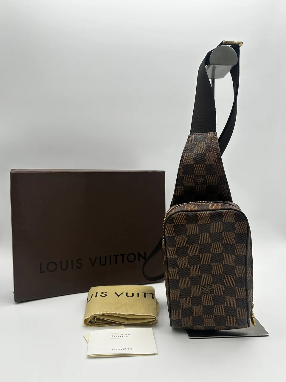LV DAMIER GERONIMOS view 3