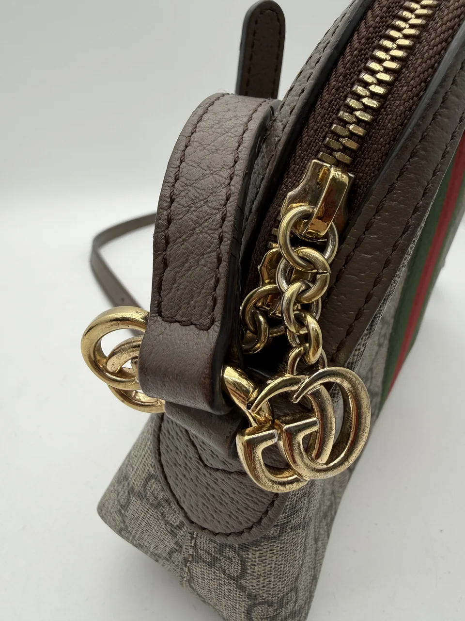 GUCCI GG SUPREME SHOULDER BAG view 9
