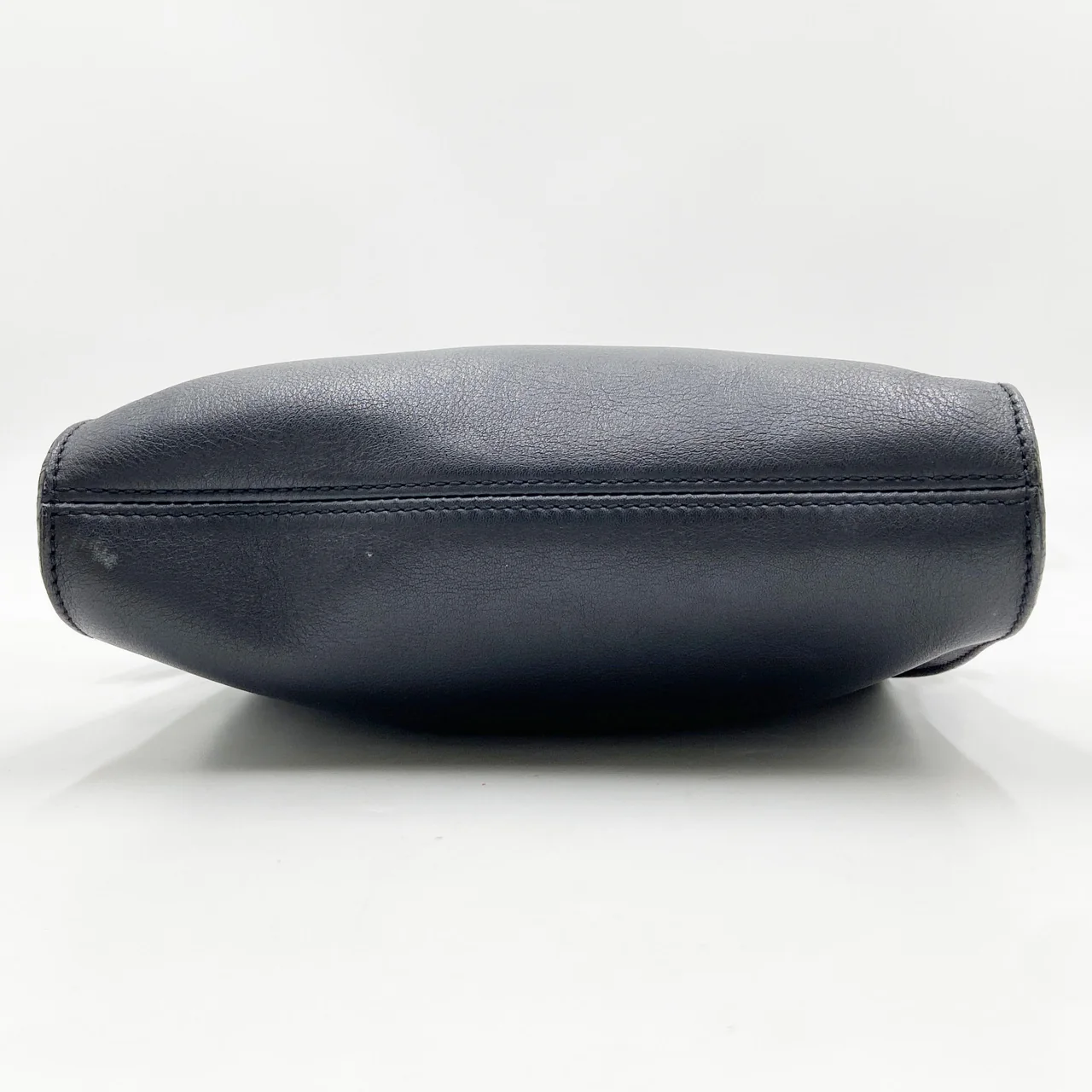 LOEWE SHOULDER BAG (BLACK) view 6