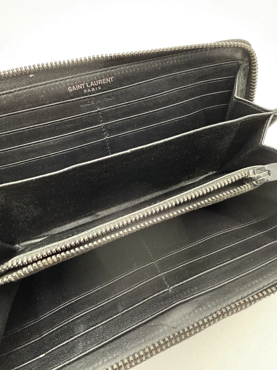 LV POCHETTE DISCOVERIE view 10