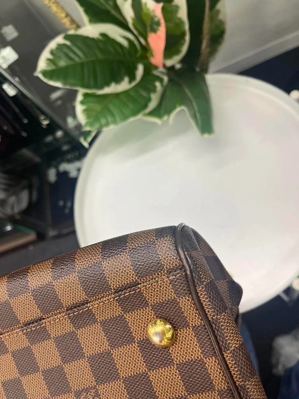 LV DAMIER TREVI PM view 8