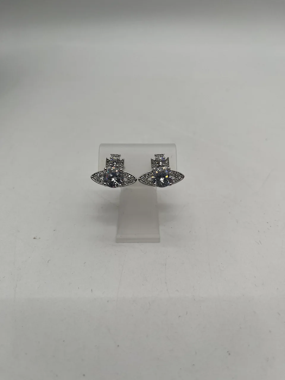 VIVIENNE WESTWOOD EARRINGS