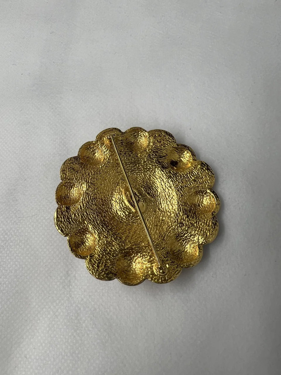 CHANEL BROOCH hover