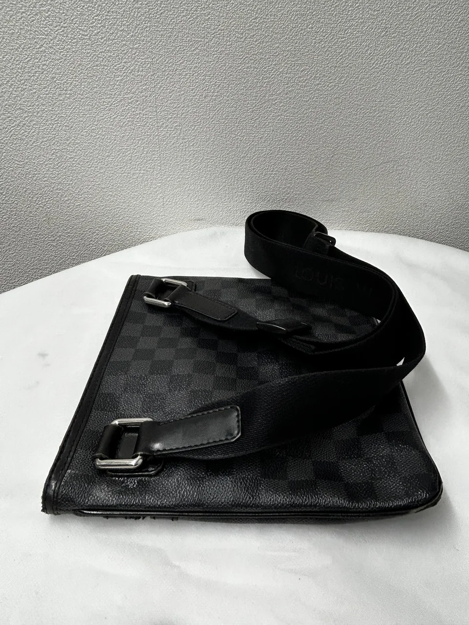 LV DAMIER THOMAS view 3