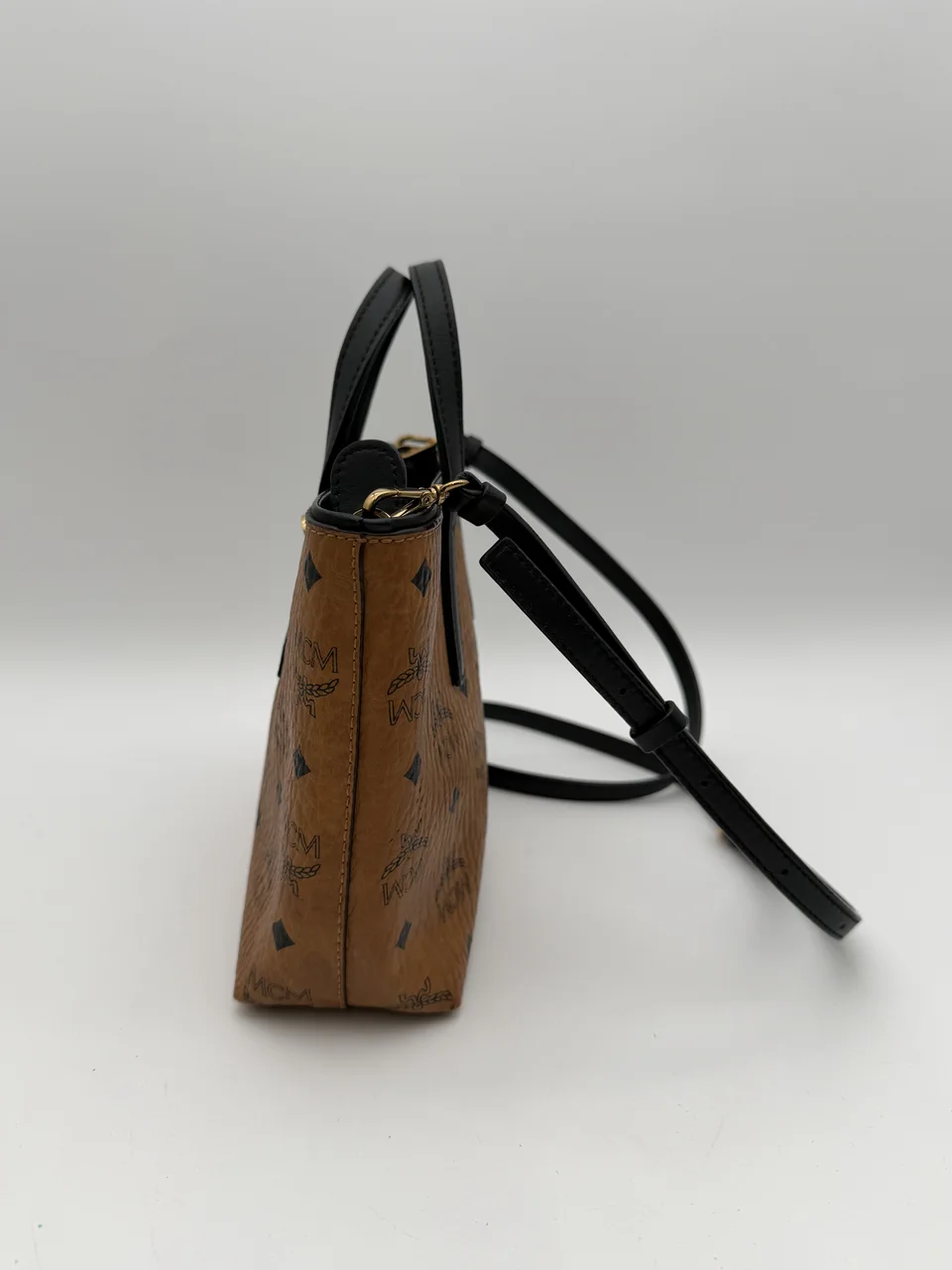 MCM MINI HANDBAG (BROWN) view 3
