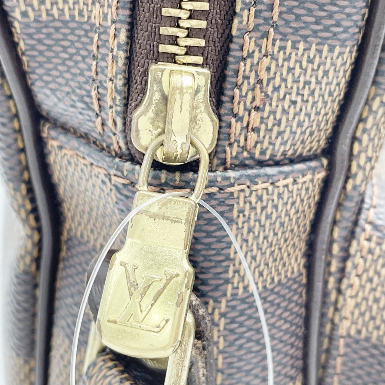 LV DAMIER AMAZON view 4