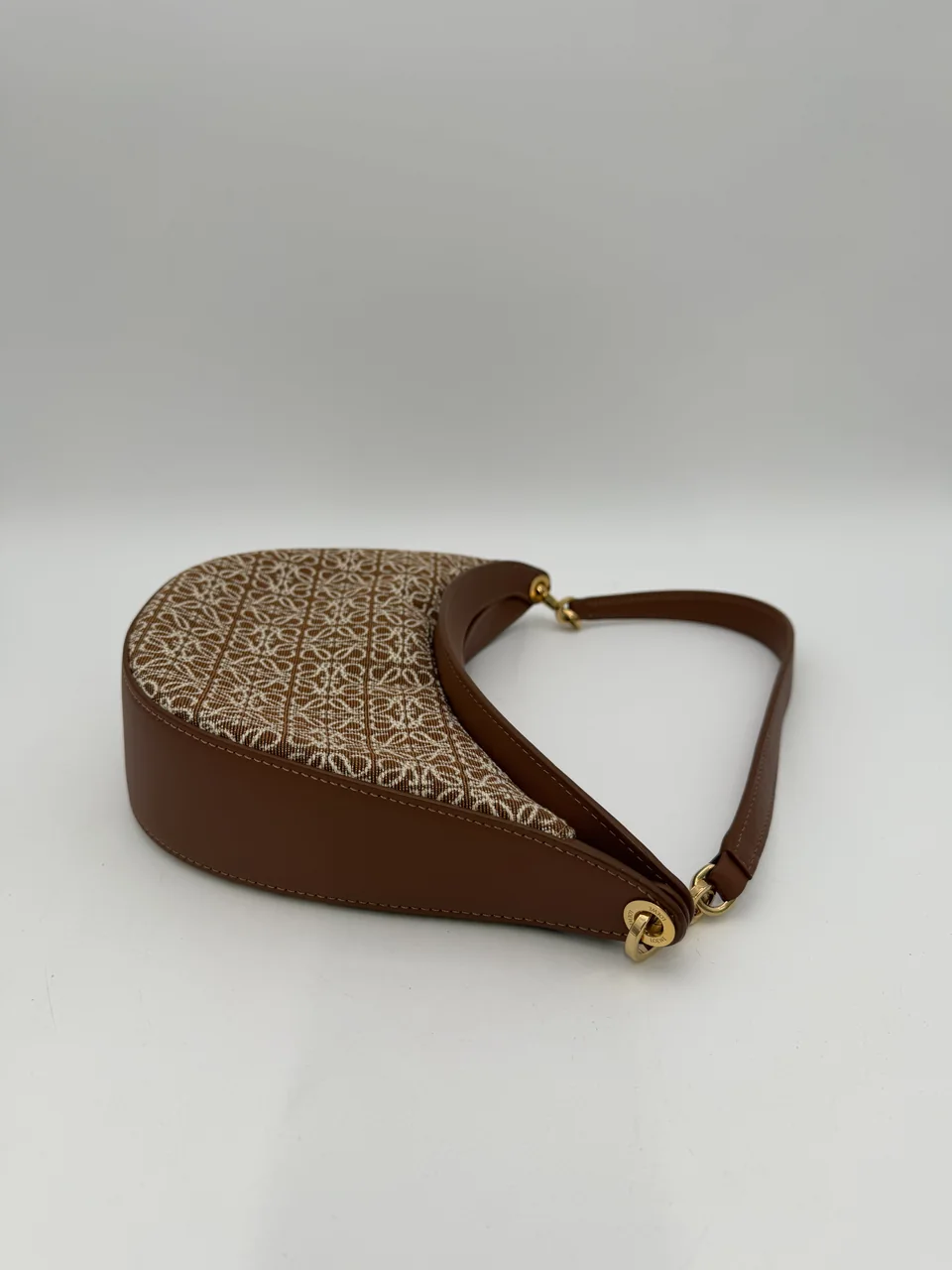 LOEWE LUNA SMALL BAG view 6