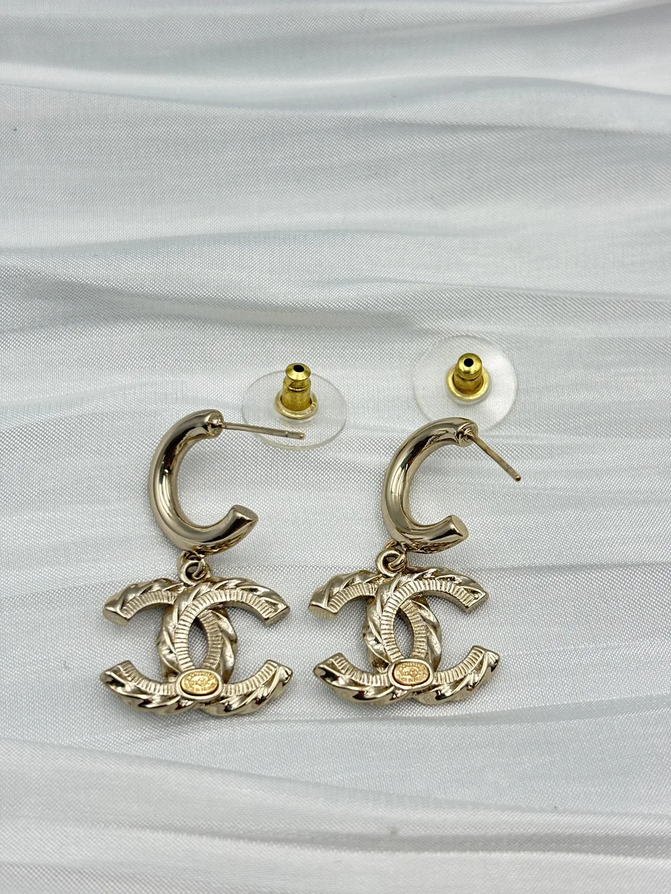 CHANEL EARRINGS view 6