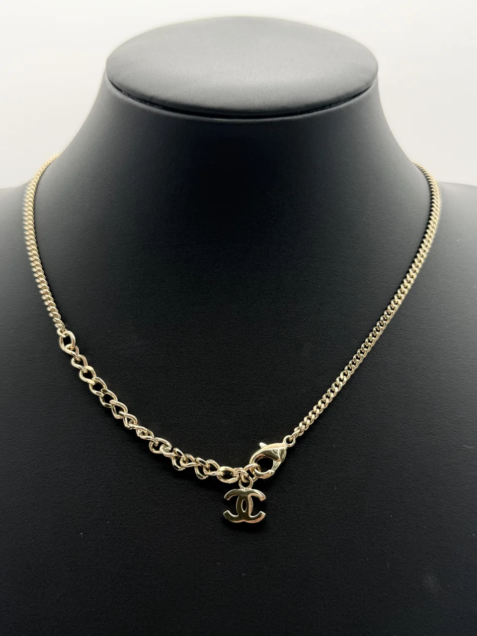 CHANEL COCO MARK NECKLACE view 6