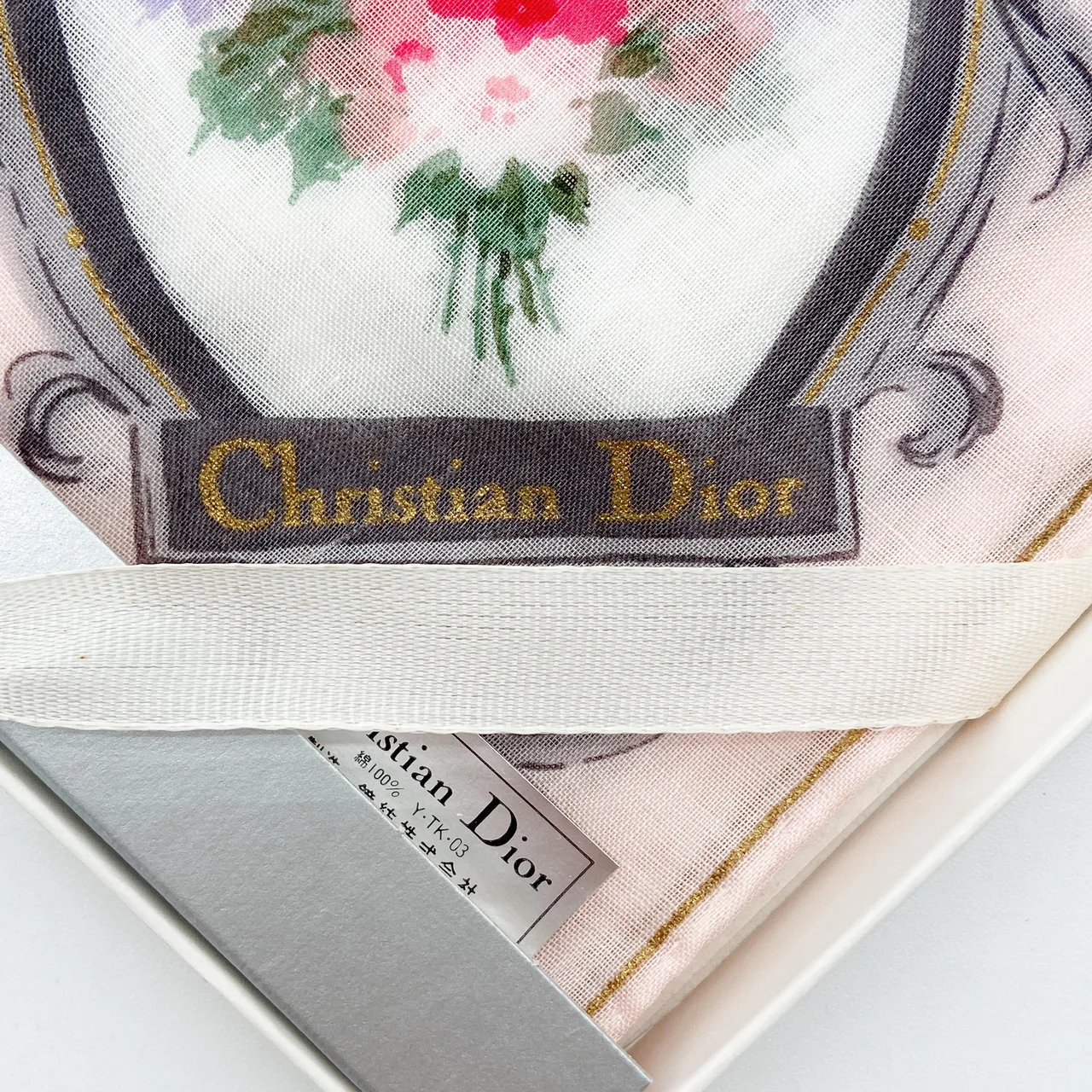 DIOR SCARF view 2