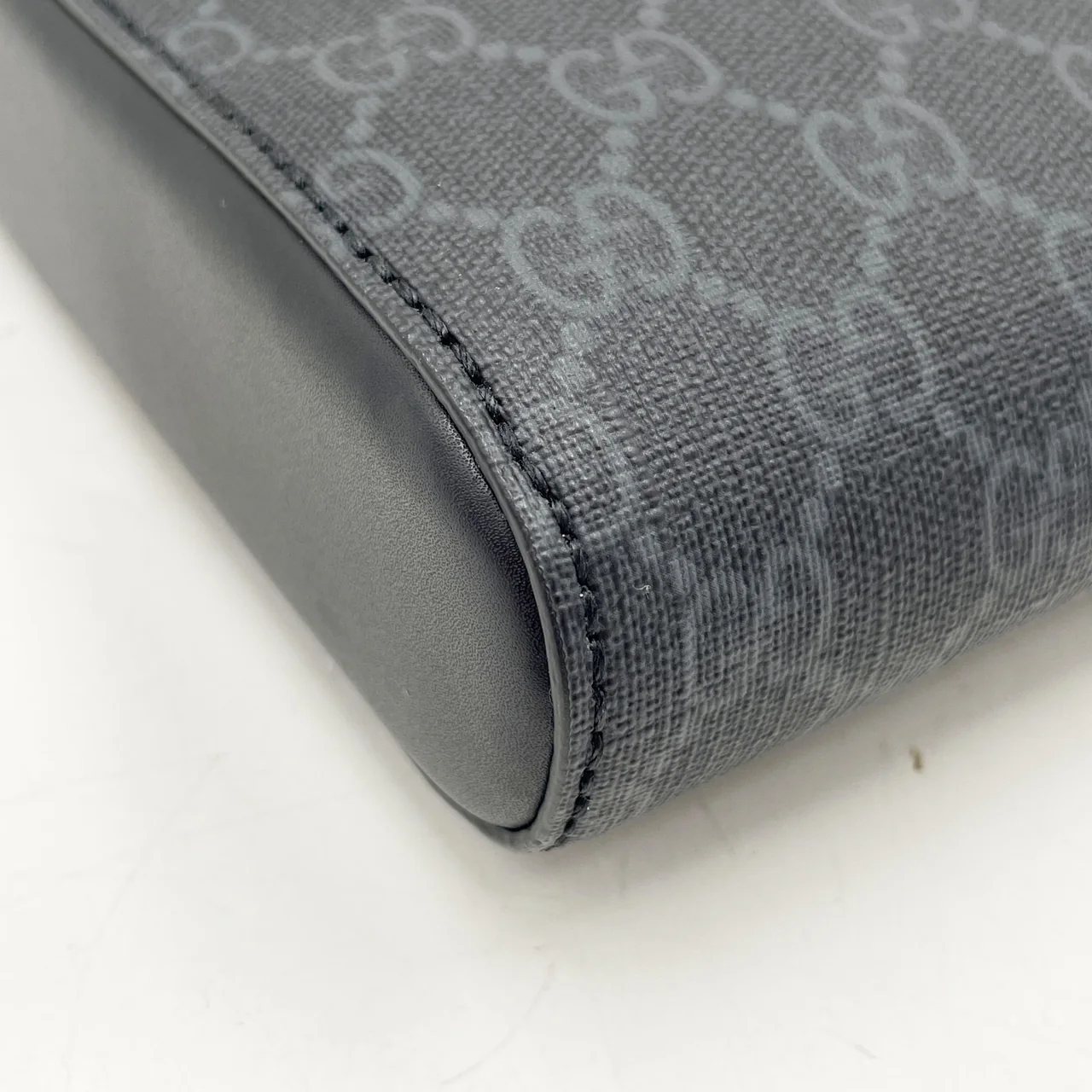 GUCCI SHOULDER BAG view 5