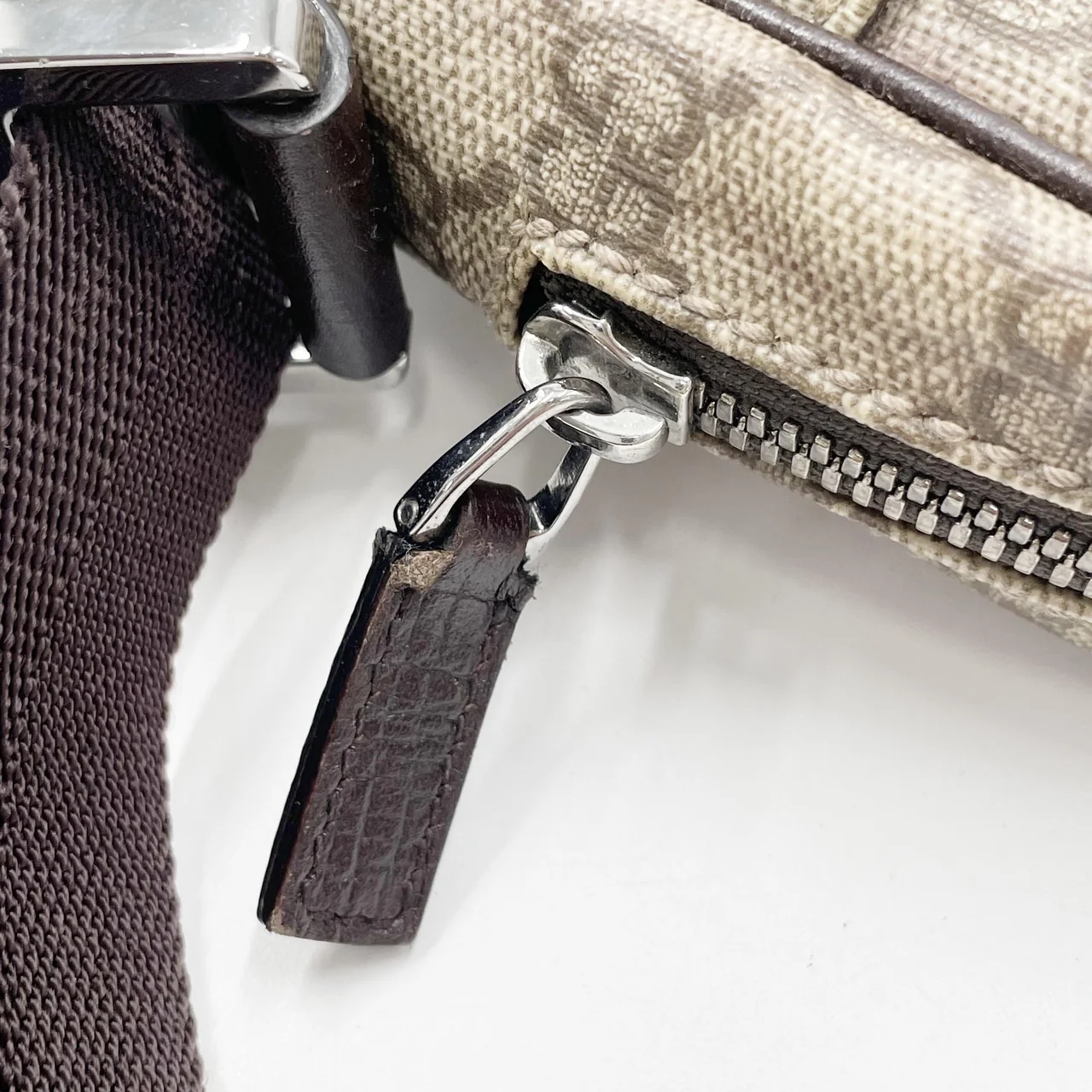 GUCCI GG SUPREME SHOULDER BAG view 8