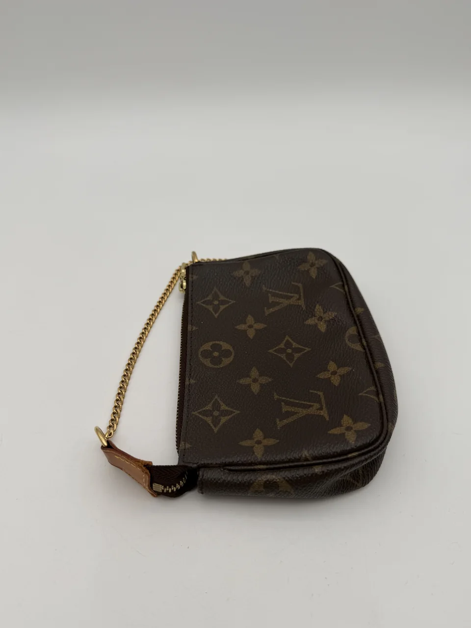 LV MONOGRAM MINI POCHETTE ACCESSOIRE view 5
