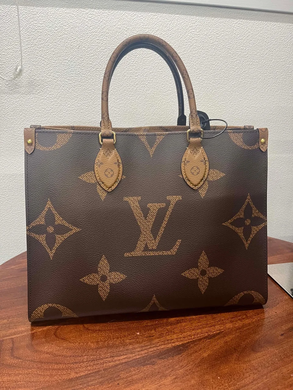 LV MONOGRAM JEANT REVERSE ON THE GO view 8