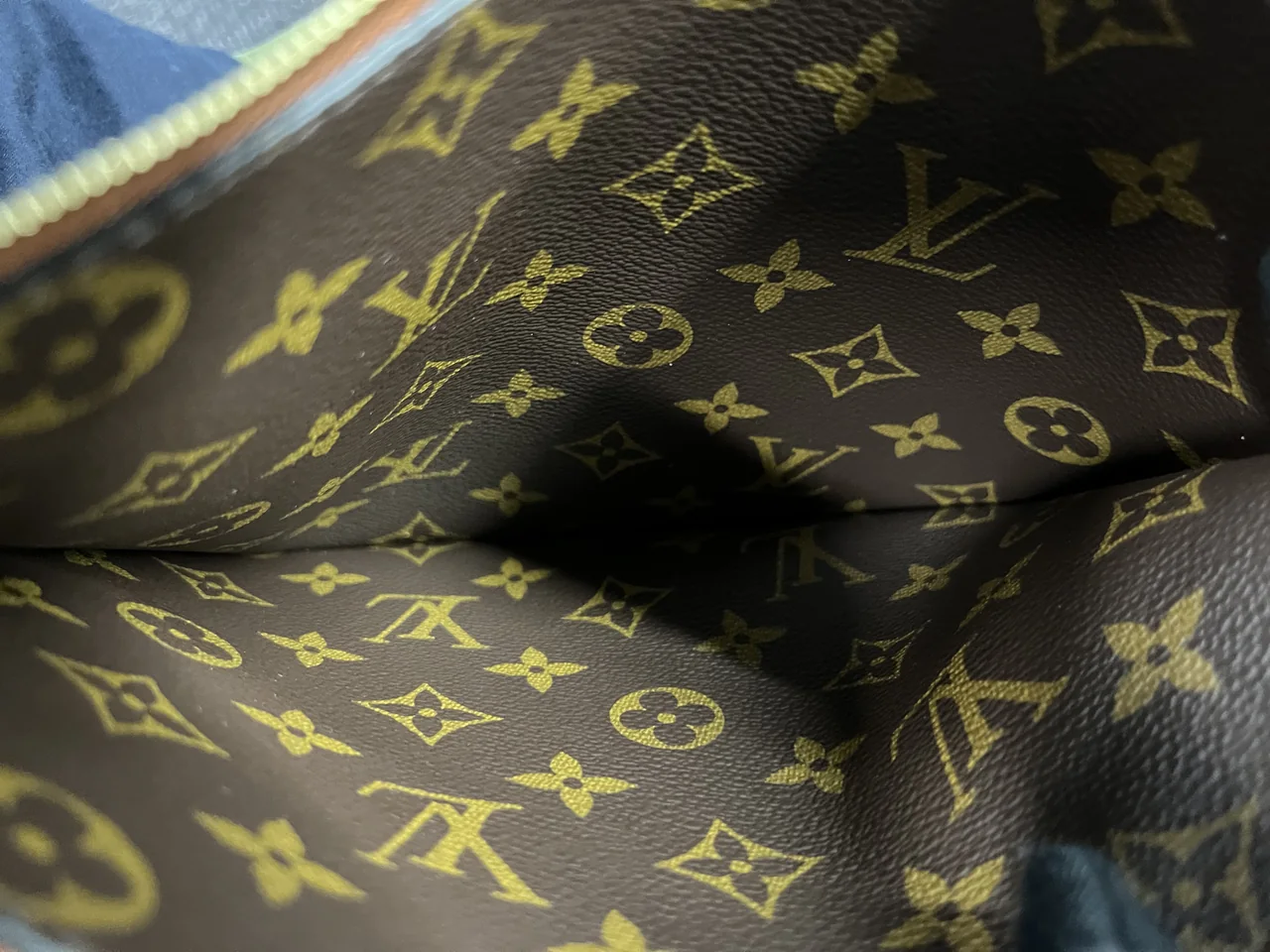 LV NEVERFULL INSIDE OUT MM view 4