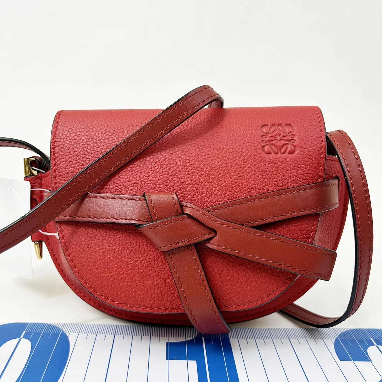 LOEWE GATE MINI (RED)