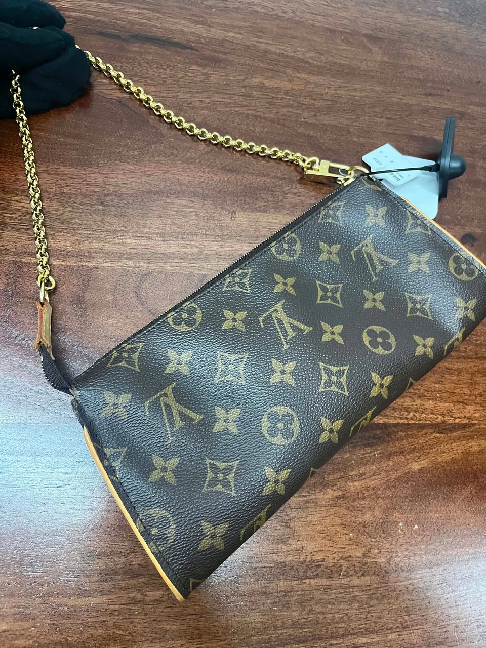 BM-62 196-4 LV EVA view 10
